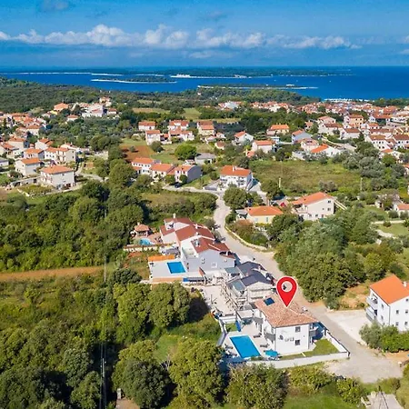 Day Villa